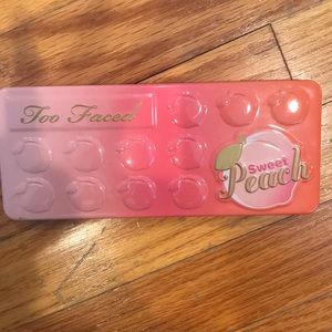 Too Faced Sweet Peach Palette